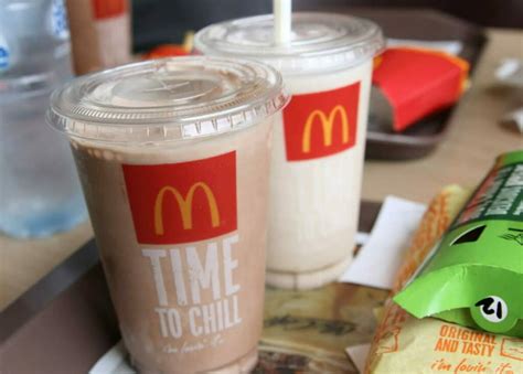 McDonald's Chocolate Milkshake Calories | Is It Healthy? - TheFoodXP