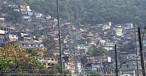 G1 PM mantém cerco na Rocinha para evitar fuga de traficantes