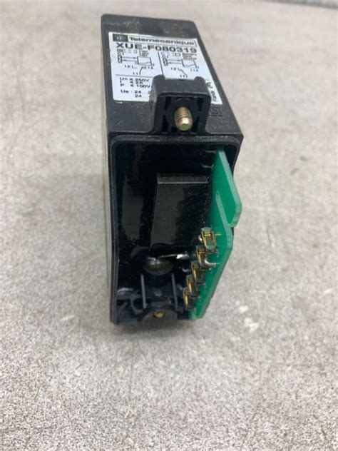 USED TELEMECANIQUE PHOTOELECTRIC SENSOR XUE F080319 EBay