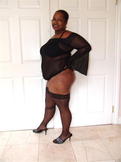 Thick Ebony Naughtya Get Frisky And Takes A White Cock In Her Cooze By Humping I Porn Pictures