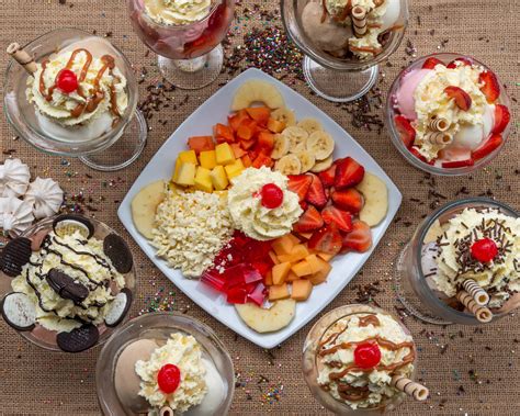 Ensalada De Frutas Con Helado En Vaso Acerca De Helado