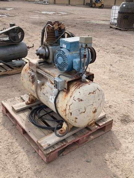 (P) General Electric Air Compressor - Sierra Auction Management Inc