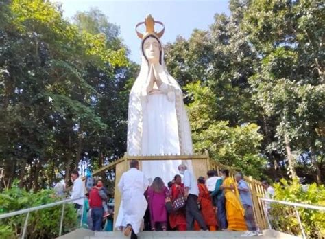 Milhares De Católicos Participam De Peregrinação Ao Santuário De Nossa