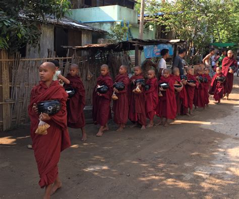 Myanmar buddhist village life - Vegan Food Quest