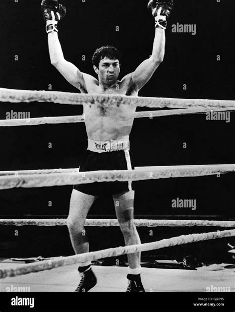 Robert de niro raging bull Black and White Stock Photos & Images - Alamy