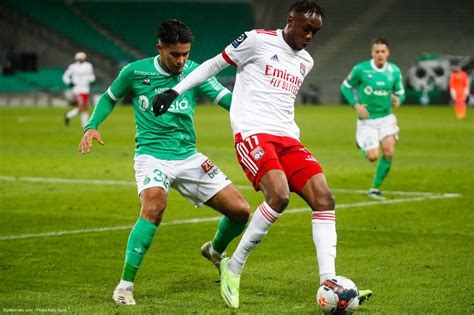 Saint Etienne Lyon compos officielles chaîne et heure du match