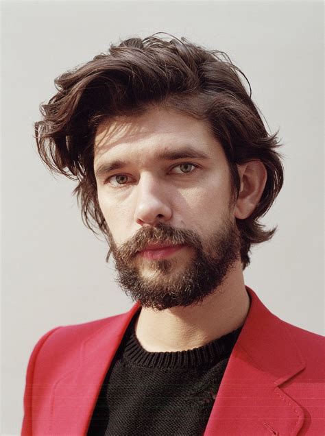 Ben Whishaw 2018: Husband, tattoos, smoking & body facts - Taddlr