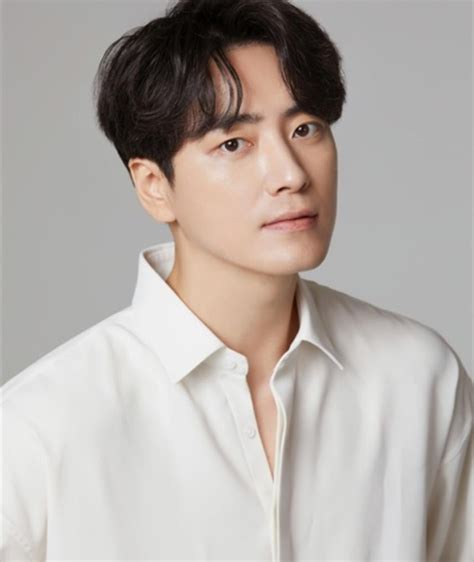 Lee Joon Hyuk Mubi De Filmler Listeler Ve Bio