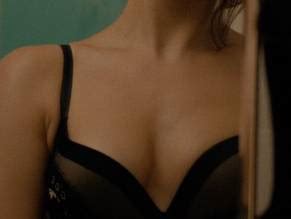 AARDVARK NUDE SCENES AZNude