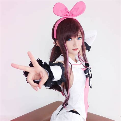 Kizuna AI Nude Cosplay NudeCosplayGirls