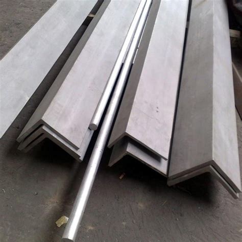 High Quality X X Hot Rolled Carbon Steel Corner Angle Bar Transmission Tower Hot DIP Steel