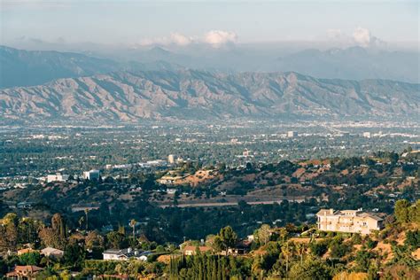 10 Best Places to See the Hollywood Sign in Los Angeles