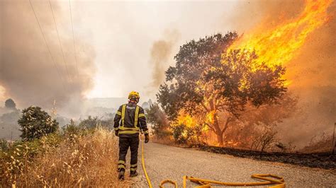 El Incendio De La Vall D Ebo Entra De Lleno En El Comtat Y Obliga A