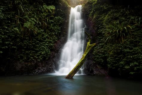 Lamington National Park Waterfall Workshop - Larissa Dening Photography