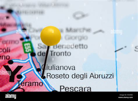 Roseto degli Abruzzi pinned on a map of Italy Stock Photo - Alamy