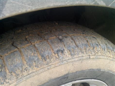 Ремонт бескамерной шины. — Nissan Wingroad (Y12), 1,5 л, 2008 года ...