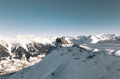 Himalayan Mountain Range in Nepal · Free Stock Photo