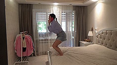 Dislocate My Leg Jumping On The Bed Miss Brunette Clips4sale