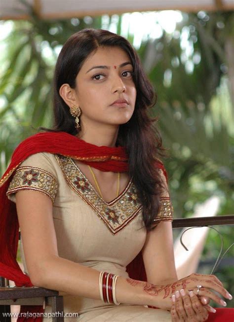 INDIAN ACTRESS South Indian Actress Kajal Aggarwal Hot Boobs And Bra Show