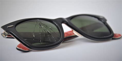 Какие очки лучше выбрать: из стекла или пластика - SunGlasses.Ua