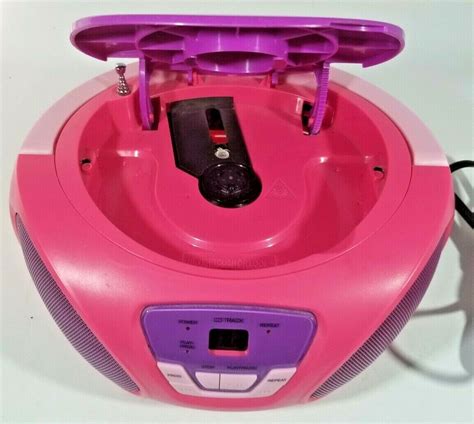 Dora The Explorer Portable Cd Player Boombox Amfm Radio Pink And