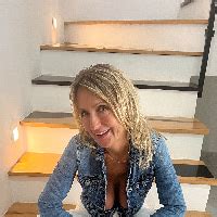 Hardcore Orgasm With A Wine Bottle Amateur Porn Feat InternalDrive XHamster