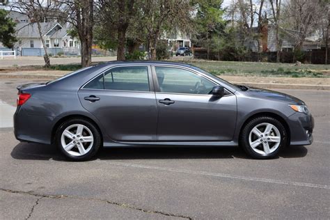 2014 Toyota Camry SE | Victory Motors of Colorado