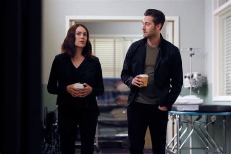 Tom And Liz Grab A Cup Of Coffee The Blacklist Season 4 Episode 7