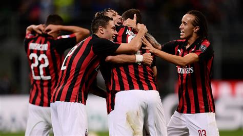 tak mengincar scudetto ac milan sekadar  lolos liga champions