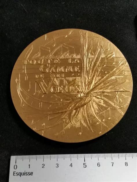 Big Medaille De Bronze Monnaie De Paris Pour Les Voeux Sign E J