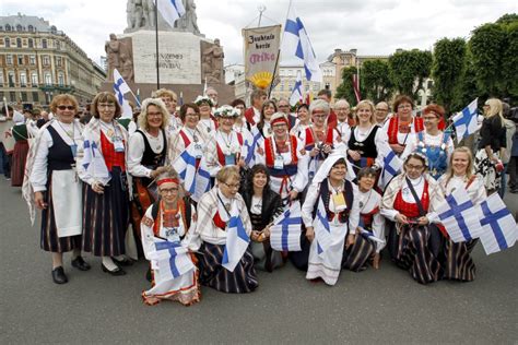 VIII Ziemeļu un Baltijas valstu Dziesmu svētku dalībnieku gājiens