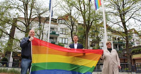 Internationaler Tag Gegen Homophobie Und Transphobie Regenbogenflagge