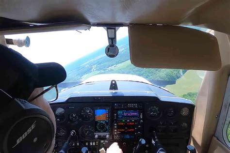 Viral video: Student pilot loses engine mid-flight 😱 | Not the Bee