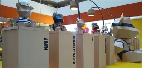 Cenógrafo Tico Volpato faz urso de metros para festa Bigger Guia Gay BH