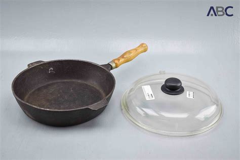 Bauer Cookware Frying Pan Cast Iron D 290mm 1