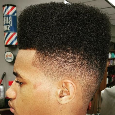 Coupe Afro Homme 72 idées pour votre inspiration Archzine fr