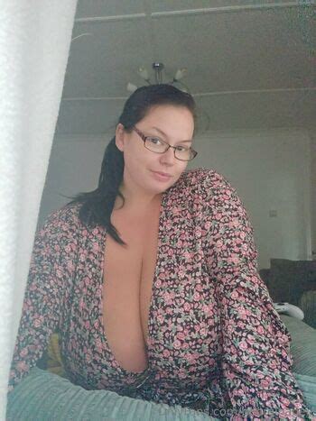 Gee Georginagee Nude OnlyFans The Fappening Plus