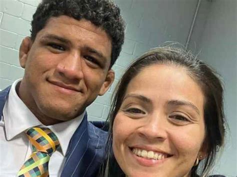 Gilbert Burns Wife Who Is Bruna Burns And How Did She Meet The Ufc