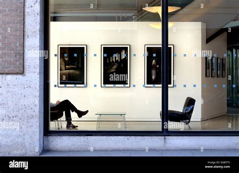 Bank Foyer Hi Res Stock Photography And Images Alamy