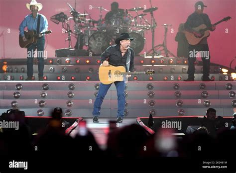 Country Music Star Garth Brooks During His First Night Of A Series Of