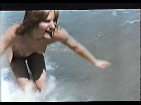 Naked Teresa Hamilton Small In Centrespread