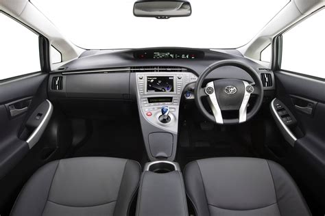 hybrid cars toyota prius 2012 10
