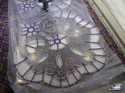 Вышитая салфетка в технике ришелье - Broidery.Ru