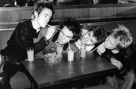 Sex Pistols Luxembourg 1977 R OldSchoolCool
