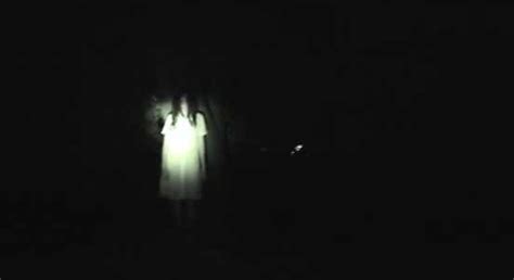 White lady ghost of Balete Drive, Manila Philippines - Unexplained ...