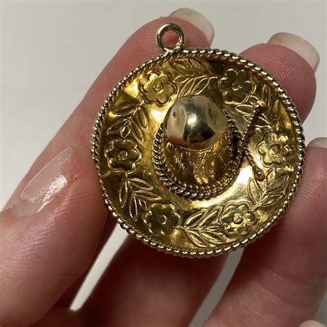 Sombrero Pendant K Yellow Gold Mexico Grams Gem