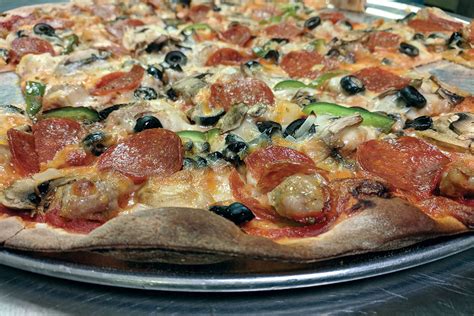 Why We're Mad About Milwaukee-Style Pizza - PMQ Pizza Magazine