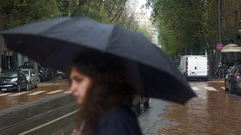 Ancora Allerta Meteo A Milano Previste Piogge E Temporali In Tutta La