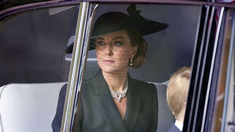 Kate MIddleton’s Jewelry At Queen Elizabeth Funeral Belonged To Queen ...