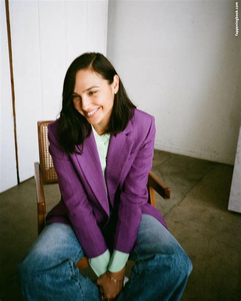 Gal Gadot Nude OnlyFans Leaks Fappening Page 11 FappeningBook